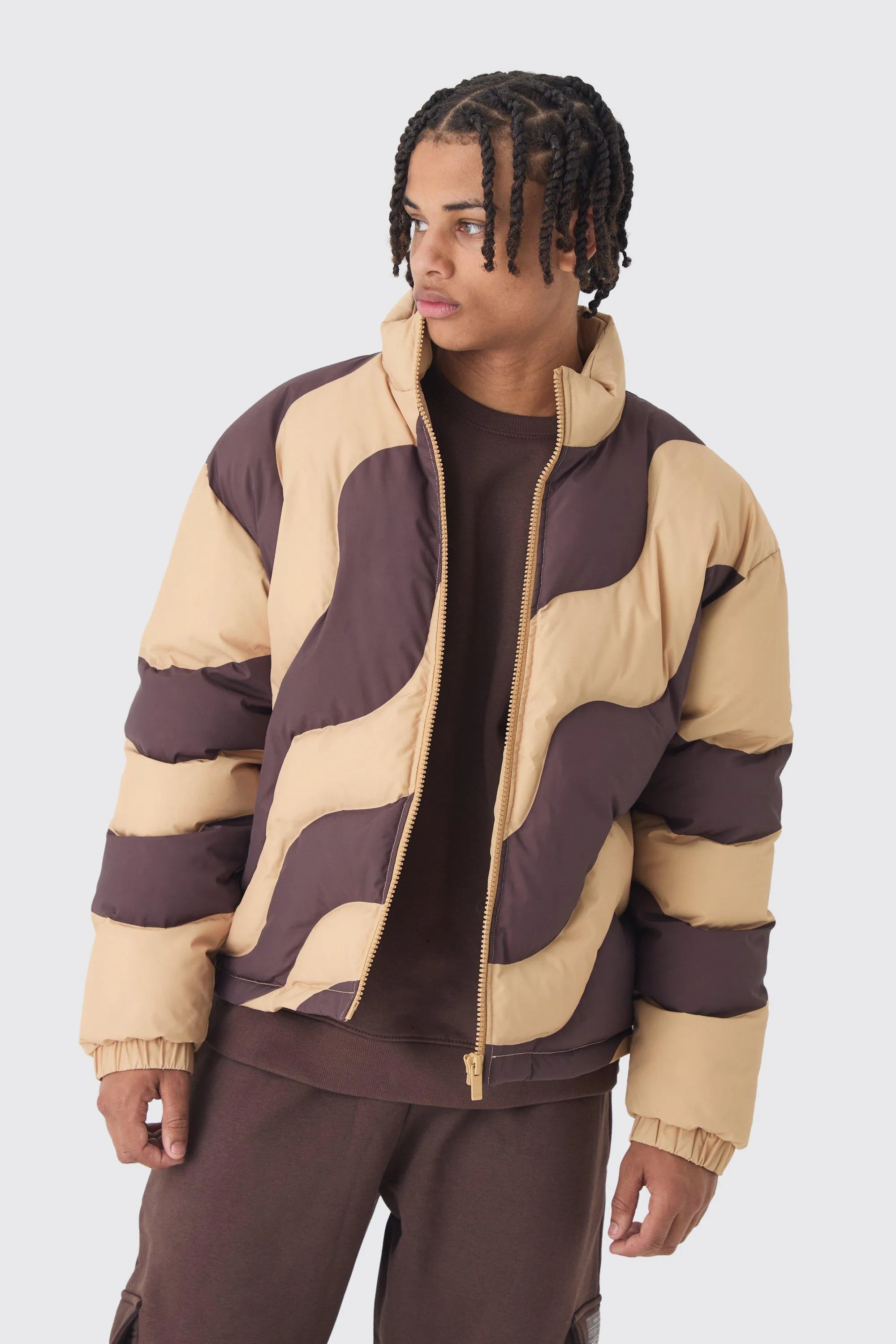 Abstract Quilted Funnel Neck Puffer Jacket In Brown