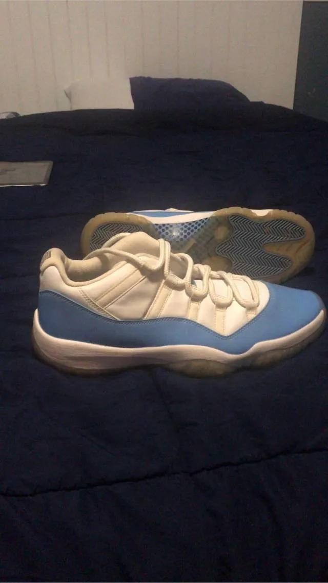 Air jordan 11 low columbia