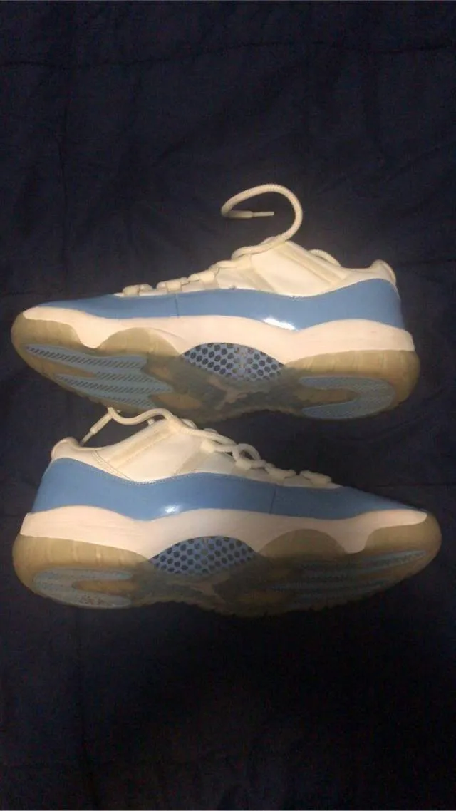 Air jordan 11 low columbia