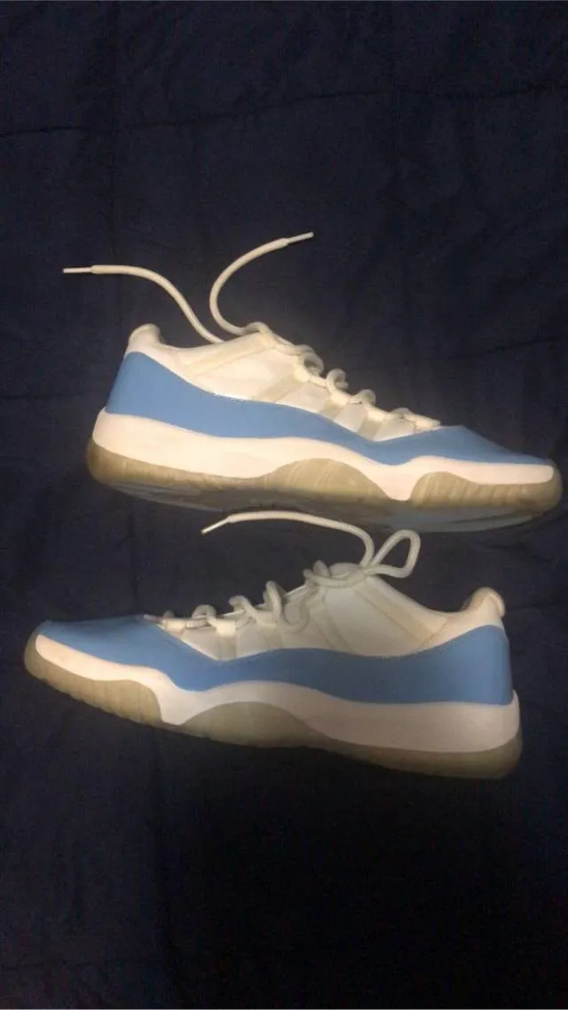 Air jordan 11 low columbia