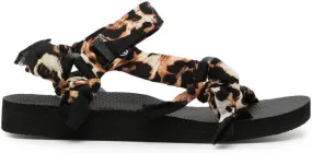 Arizona Love trekky leopard-print bandana sandals Multicolour