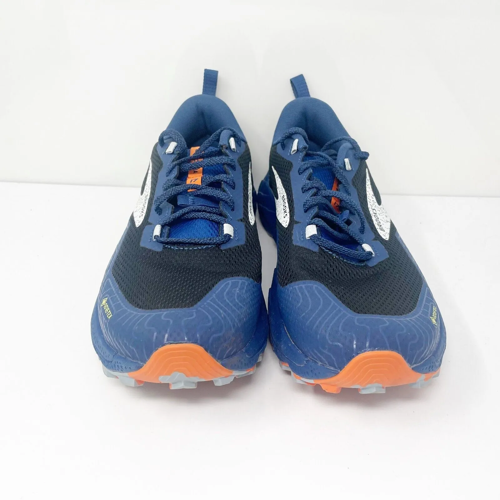 Brooks Mens Cascadia 17 GTX 1104021D062 Blue Running Shoes Sneakers Size 10.5 D