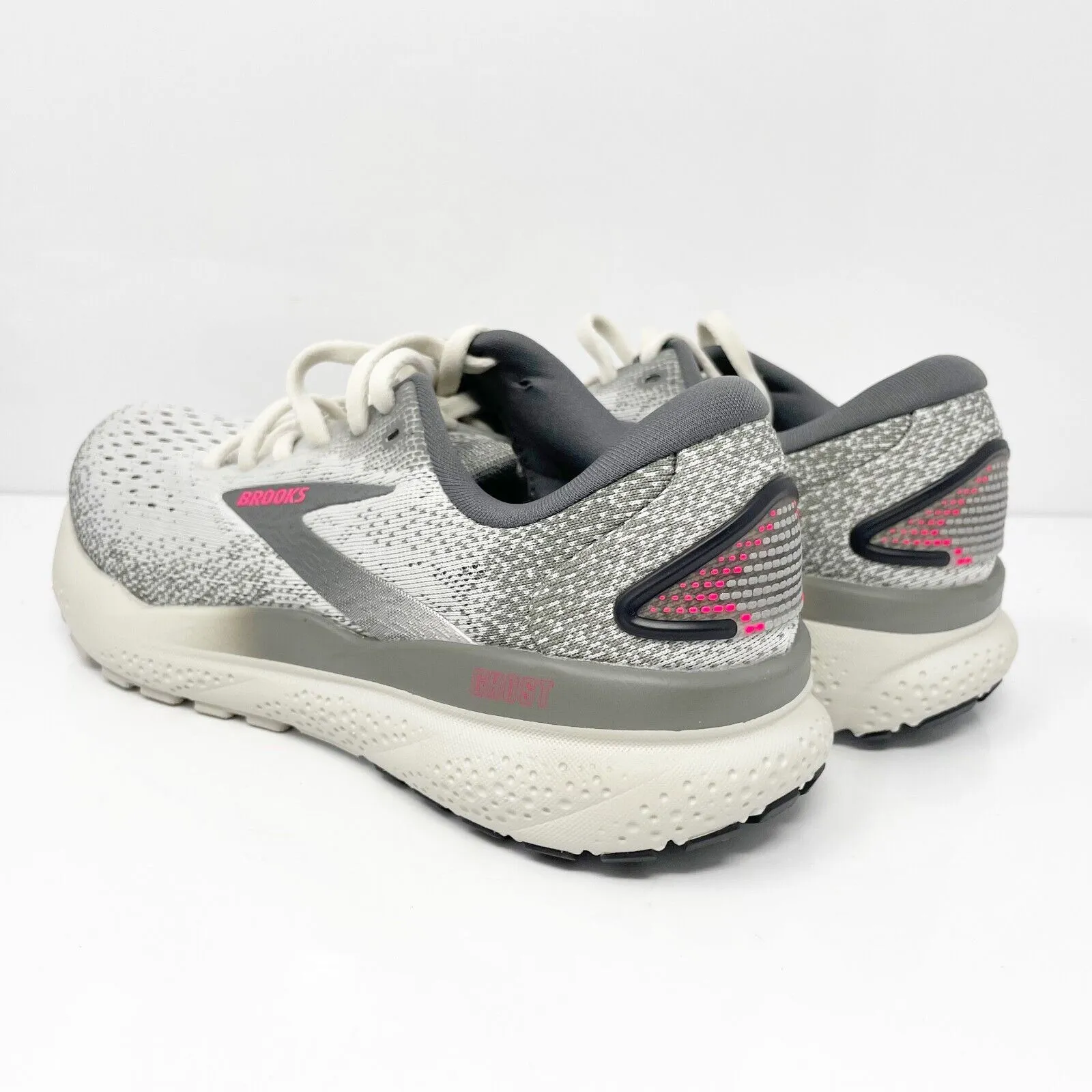 Brooks Womens Ghost 16 1204071B006 Gray Running Shoes Sneakers Size 5.5 B