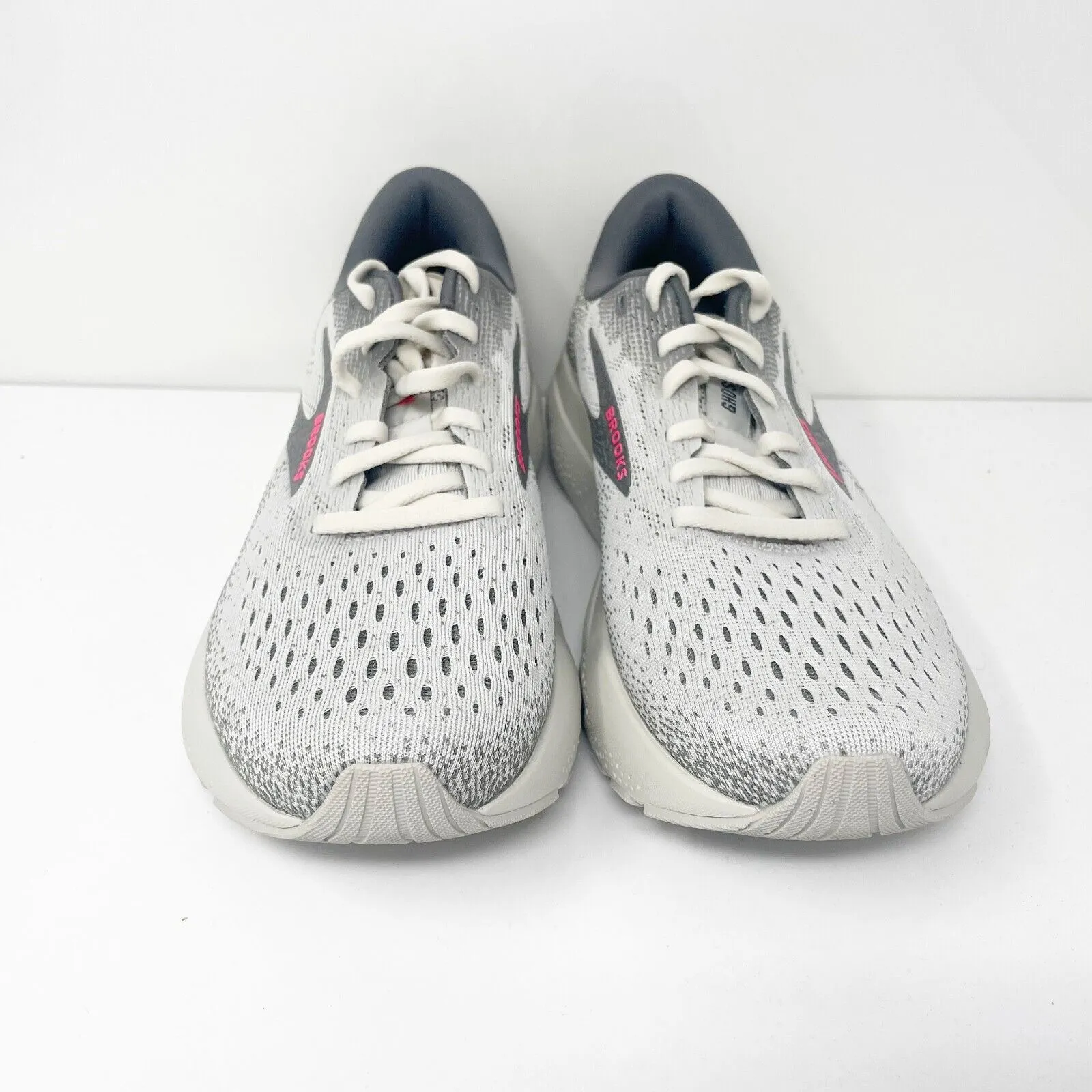 Brooks Womens Ghost 16 1204071B006 Gray Running Shoes Sneakers Size 8 B