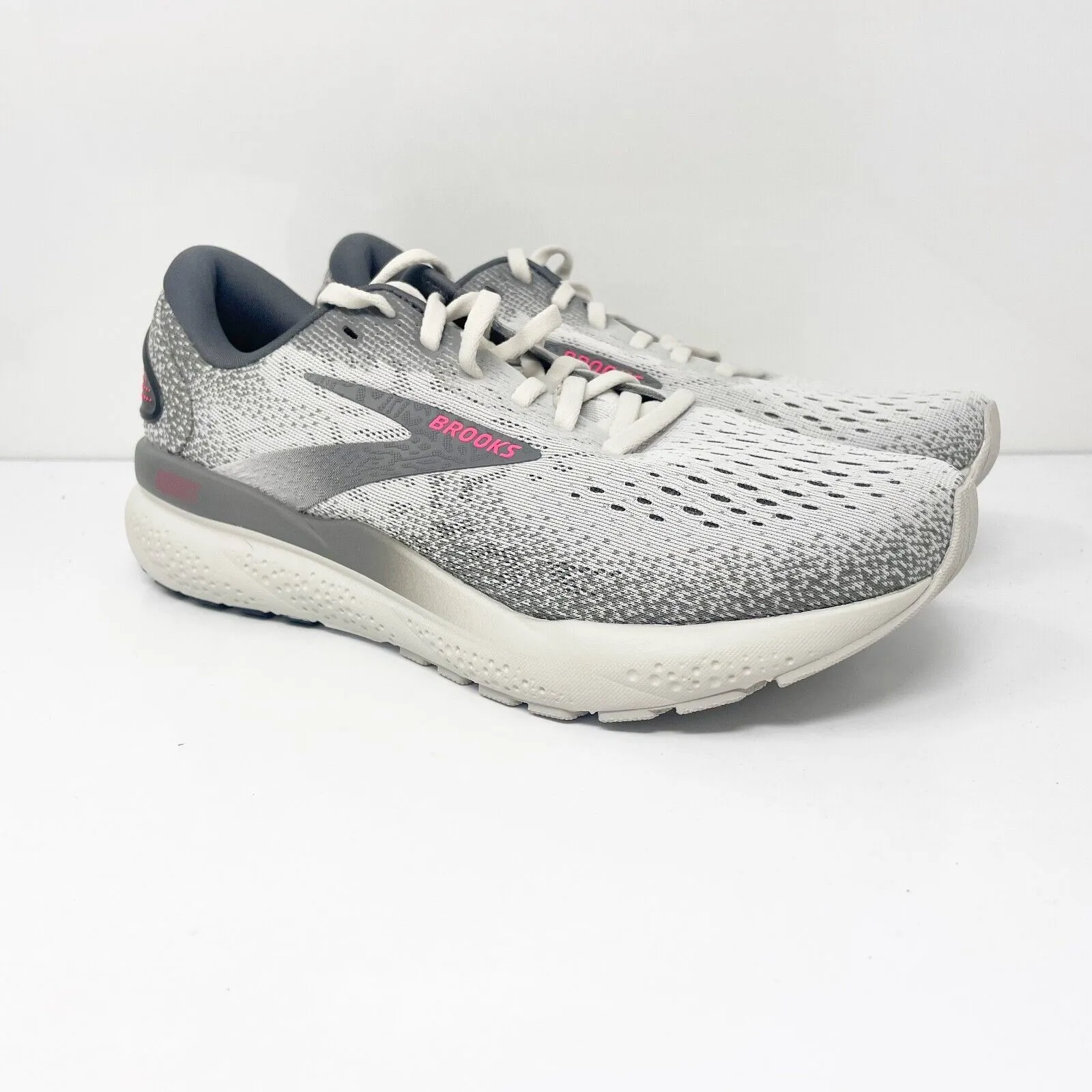 Brooks Womens Ghost 16 1204071B006 Gray Running Shoes Sneakers Size 8 B