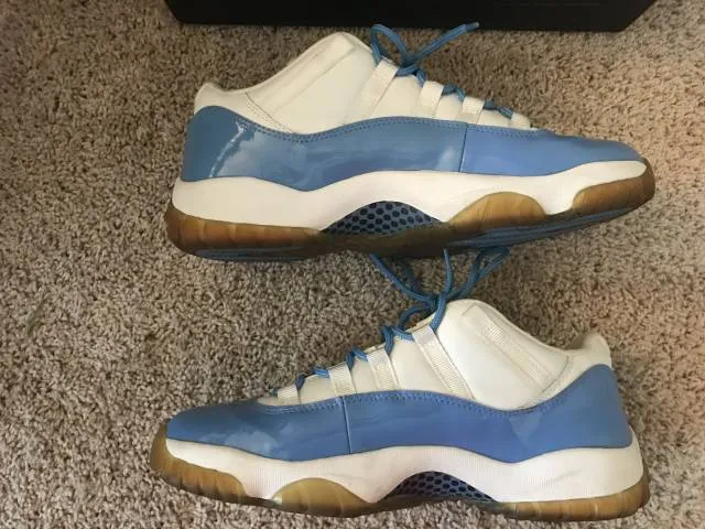 Jordan retro 11 low white/ columbia blue (2001)