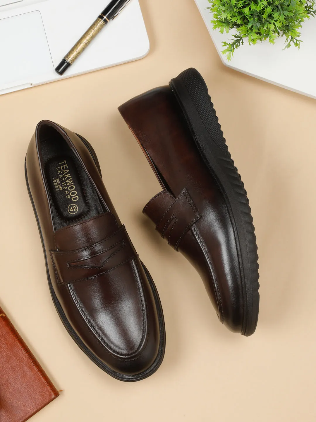 Men's Brown Solid Leather Loafers Shoes