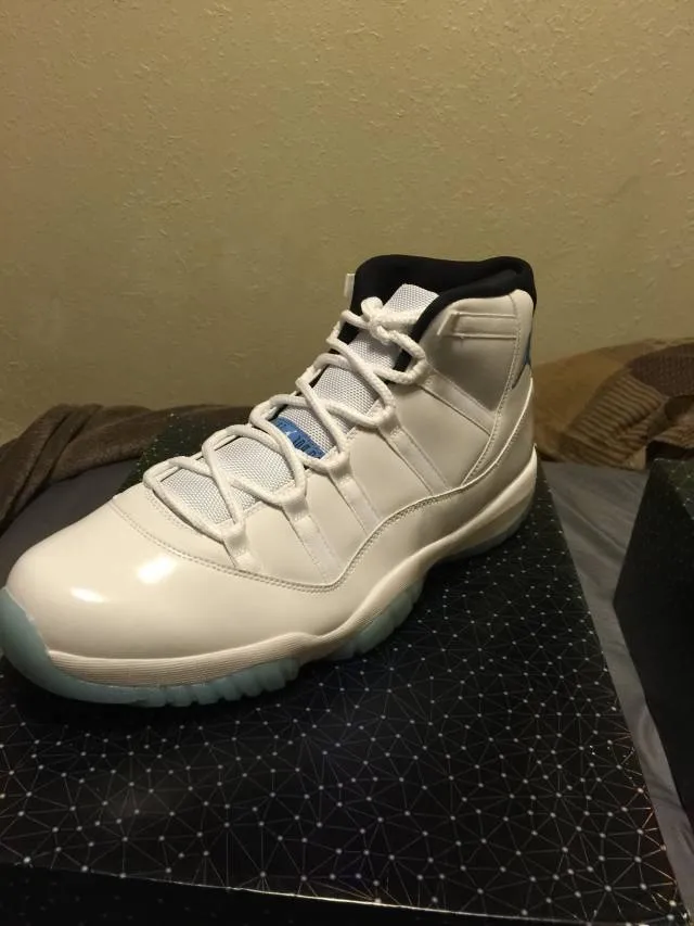 Nike air jordan retro 11 xi  legend blue columbia