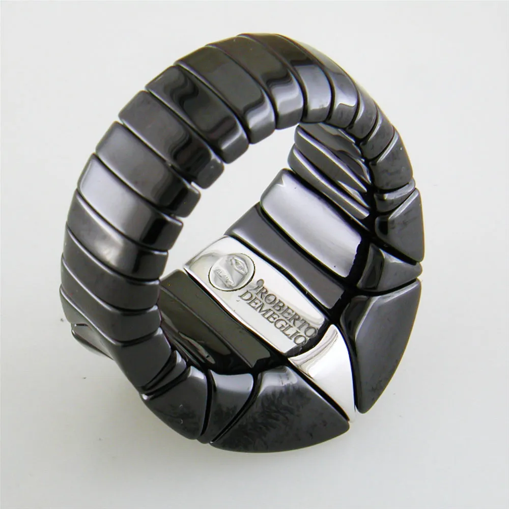 Roberto Demeglio Diva Elastic Stretch Ring in Black Shiny Ceramic with Concave Diamonds