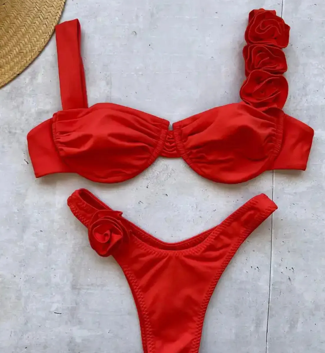 Rose bikini with shoulder detail