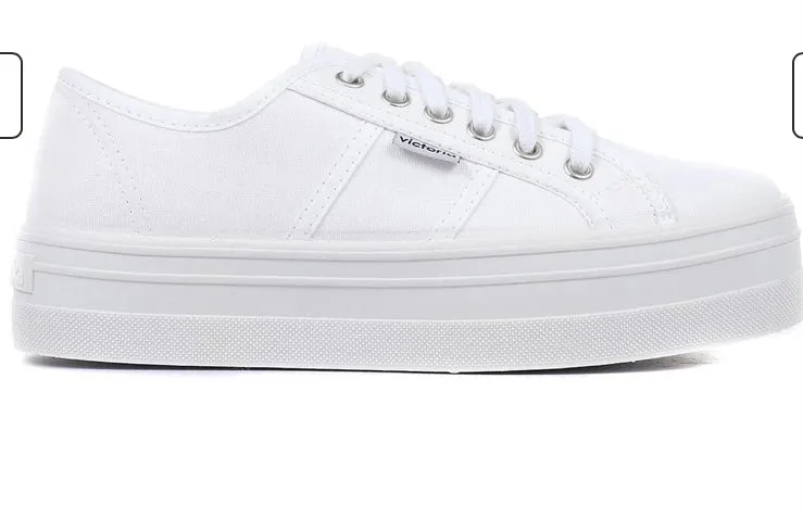 Sacs of Ashbourne   Victoria Barcelona Trainers - White