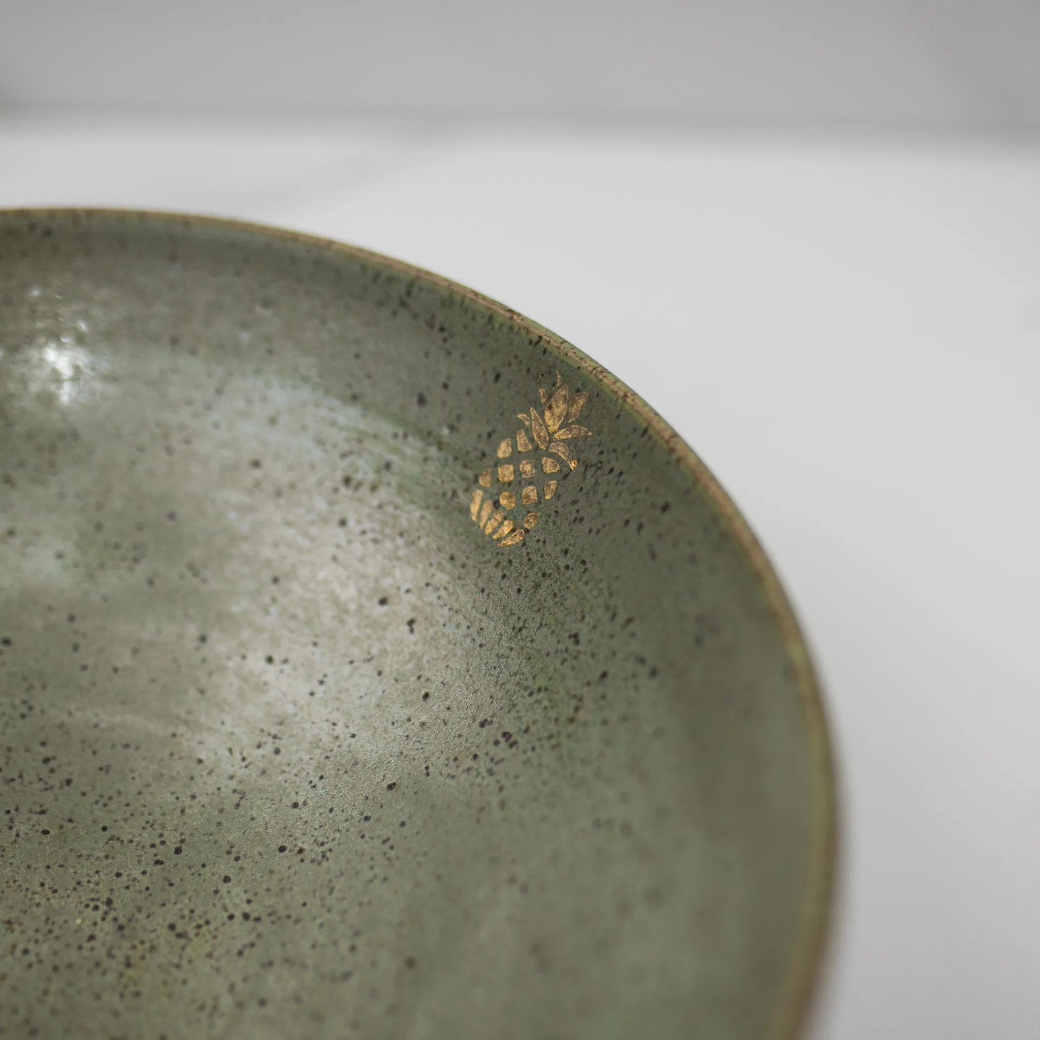 Salad Bowl in Tea Green