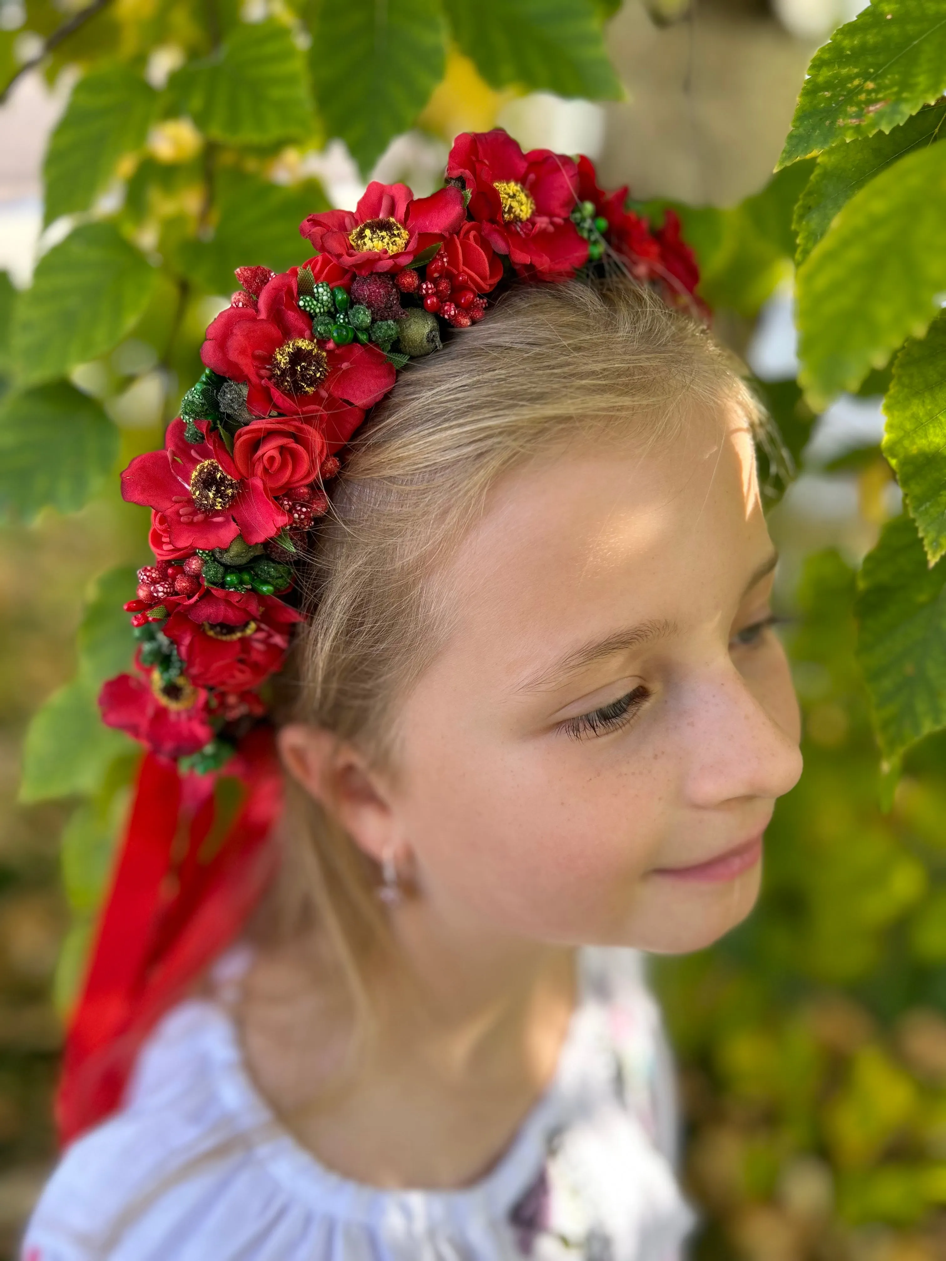 Small Vinok with Ribbon - Red