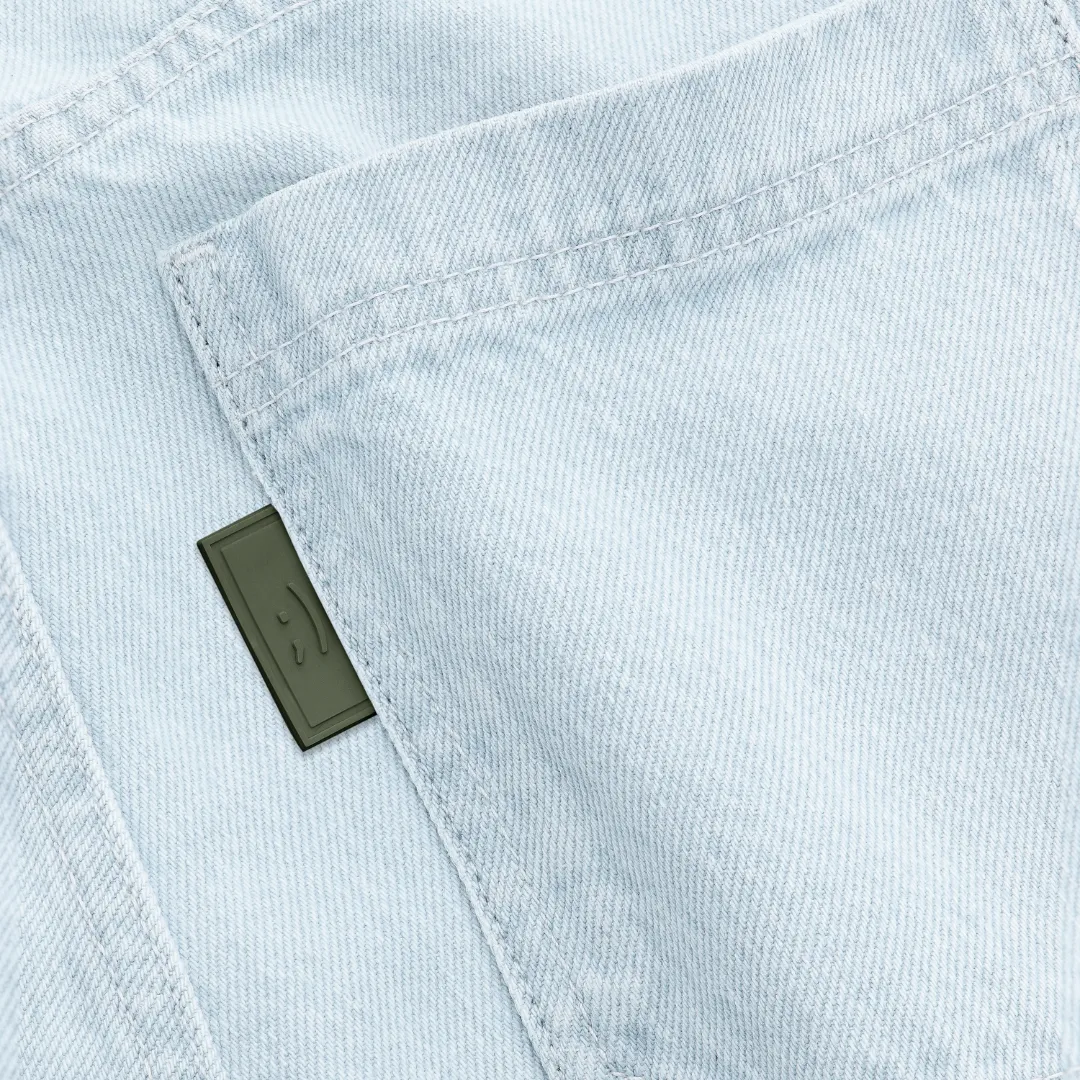 The Essentials Jeans - Bleached Blue