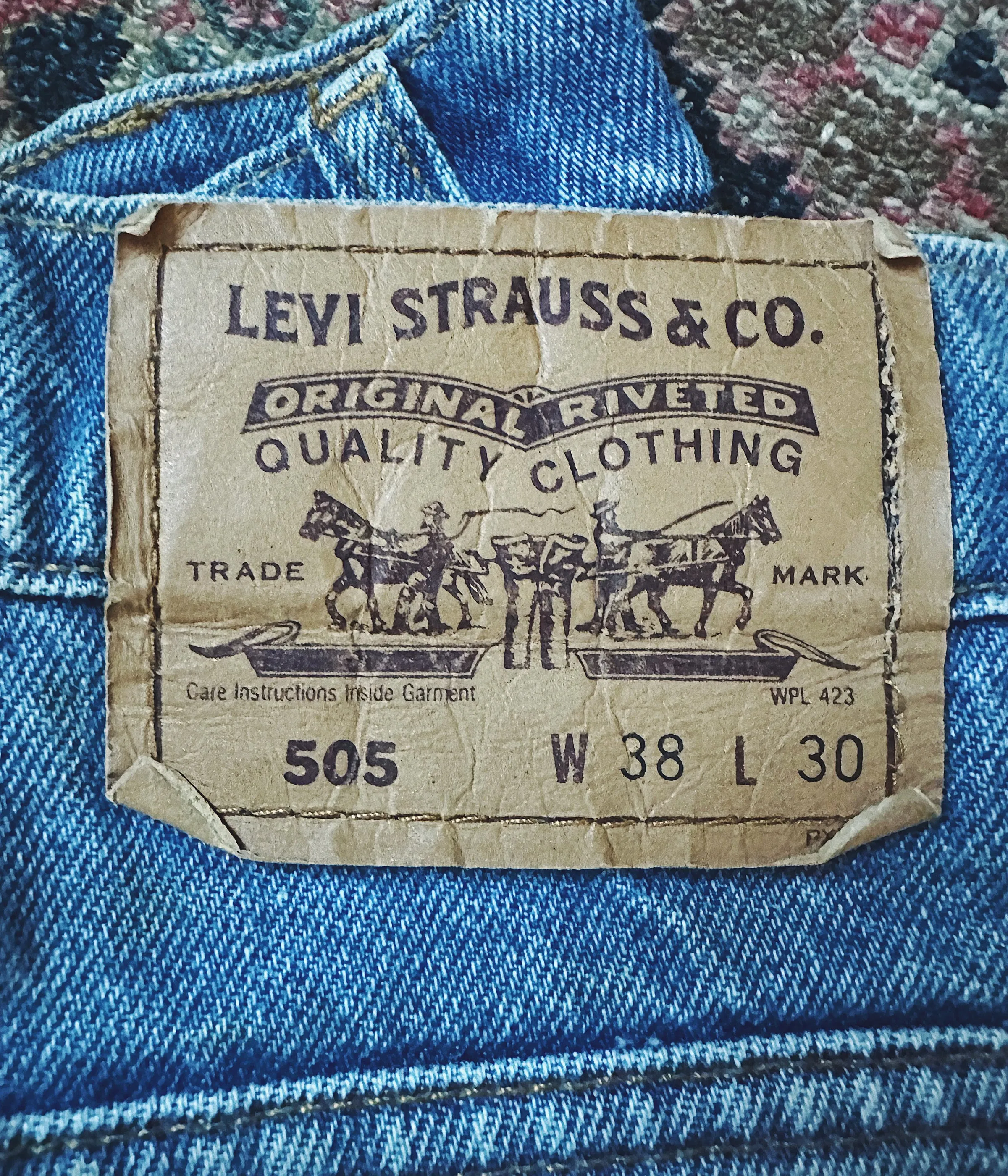 Vintage Levi's 505 Jeans – 37x30