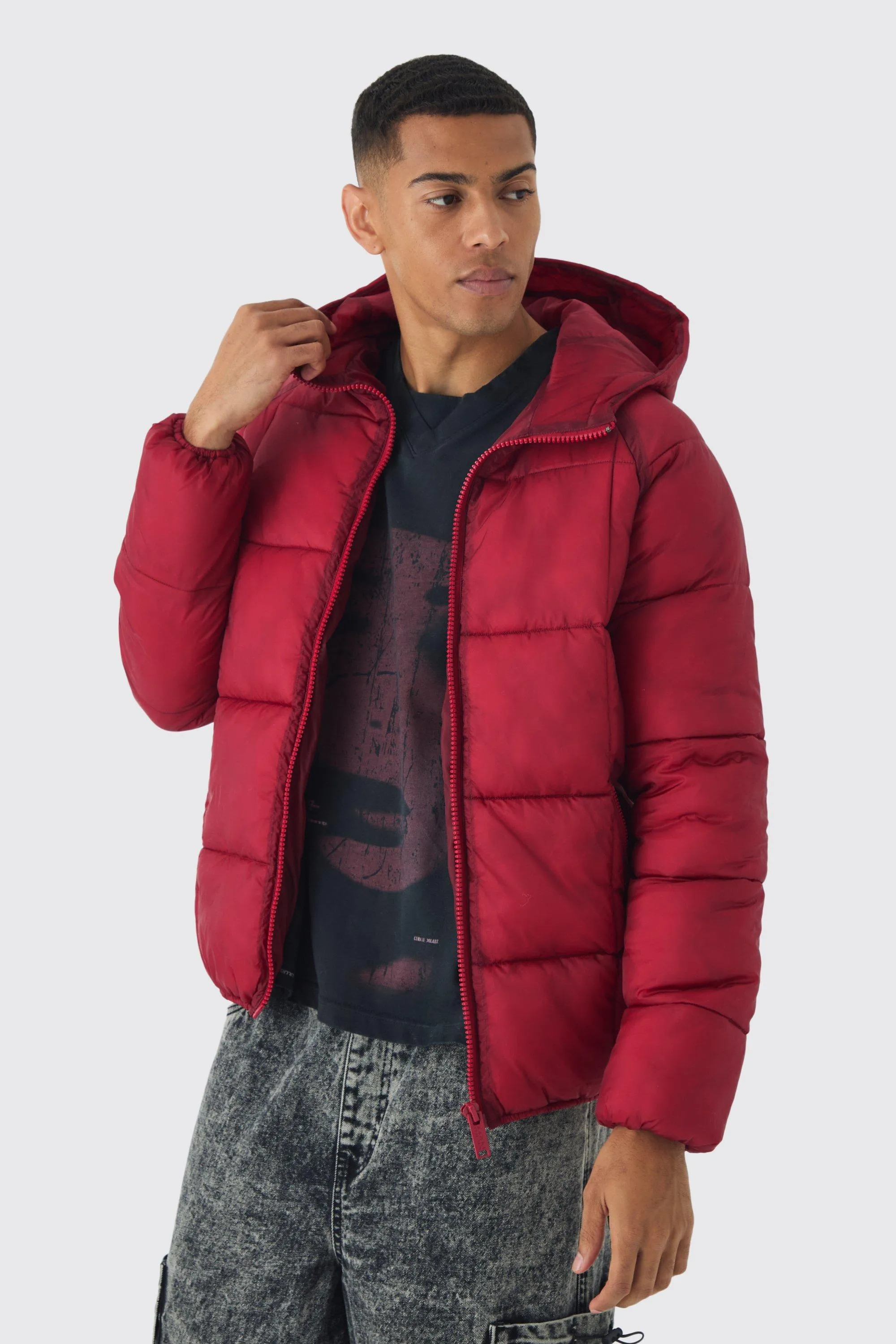 Washed Seam Hooded Puffer Jacket In Burgundy